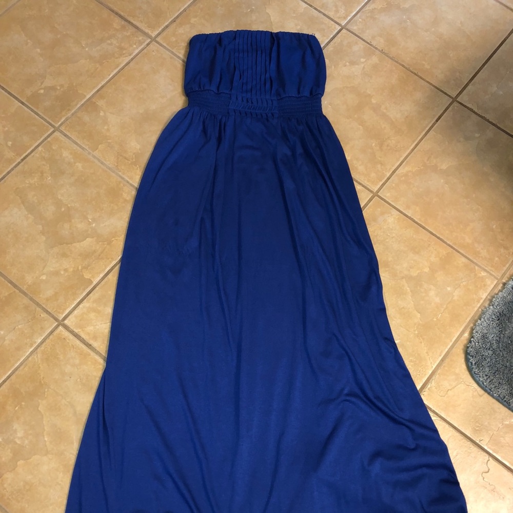 Elegant Blue Maxi Dress